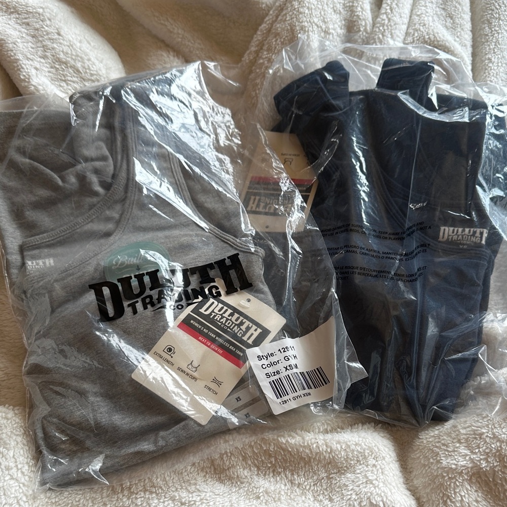 2 BRAND NEW TANK TOPS size XS Duluth Trading Co Gray and Navy wireless bra